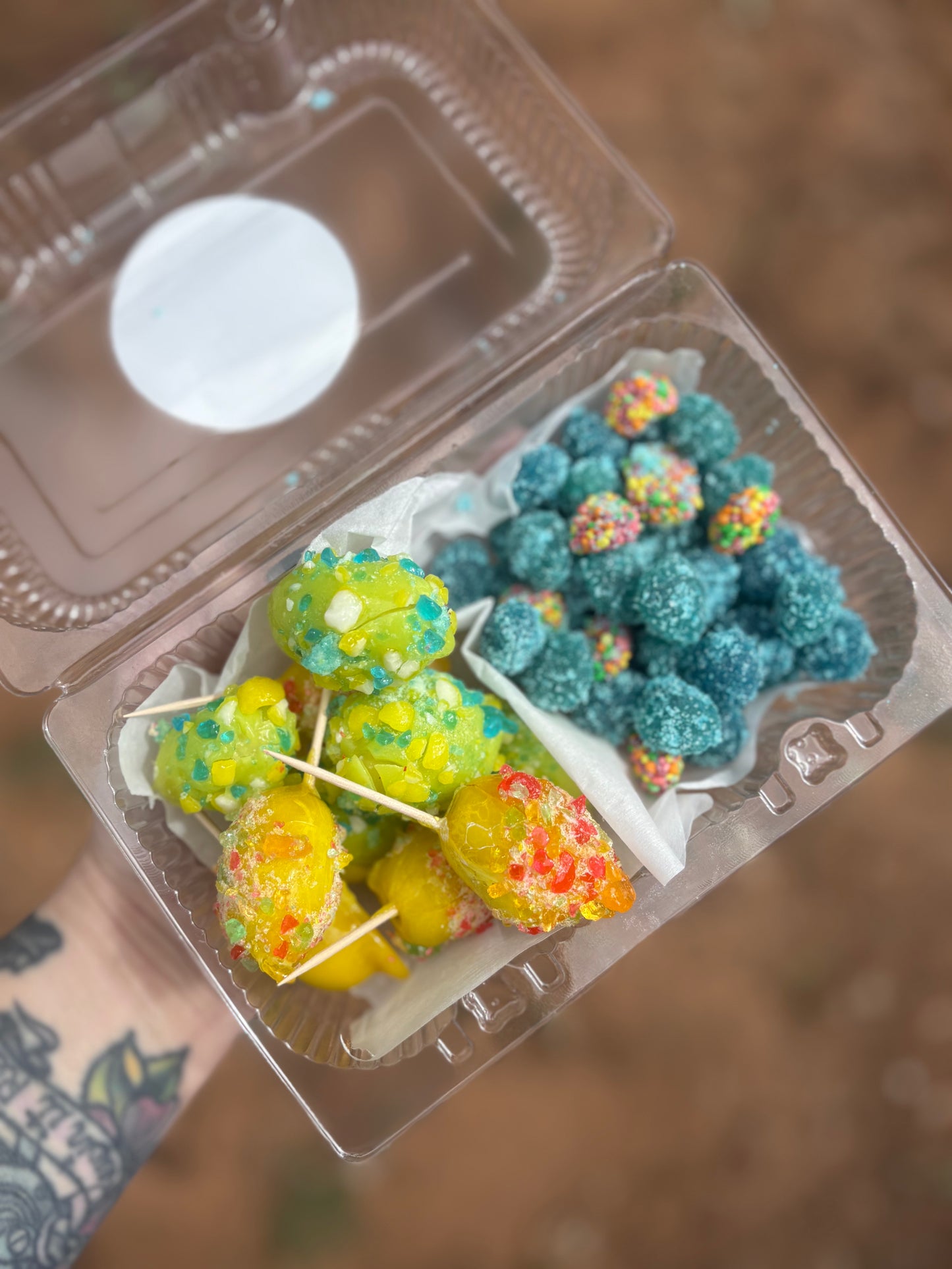 Flash Duo: 8oz Sour Gushers + Candied Grapes — $25