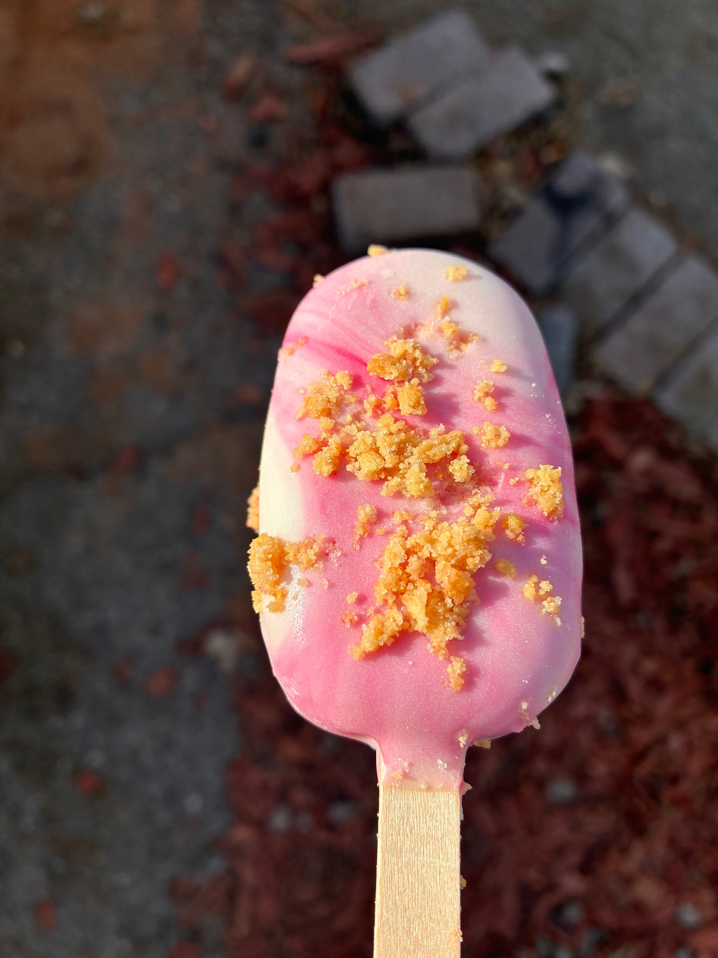 Strawberry Crunch Cakesicle