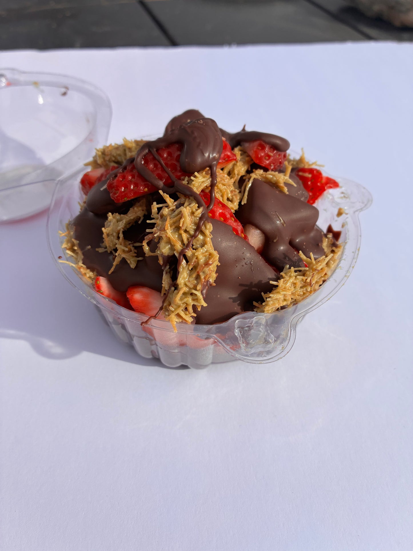 Dubai Chocolate Strawberry Cups