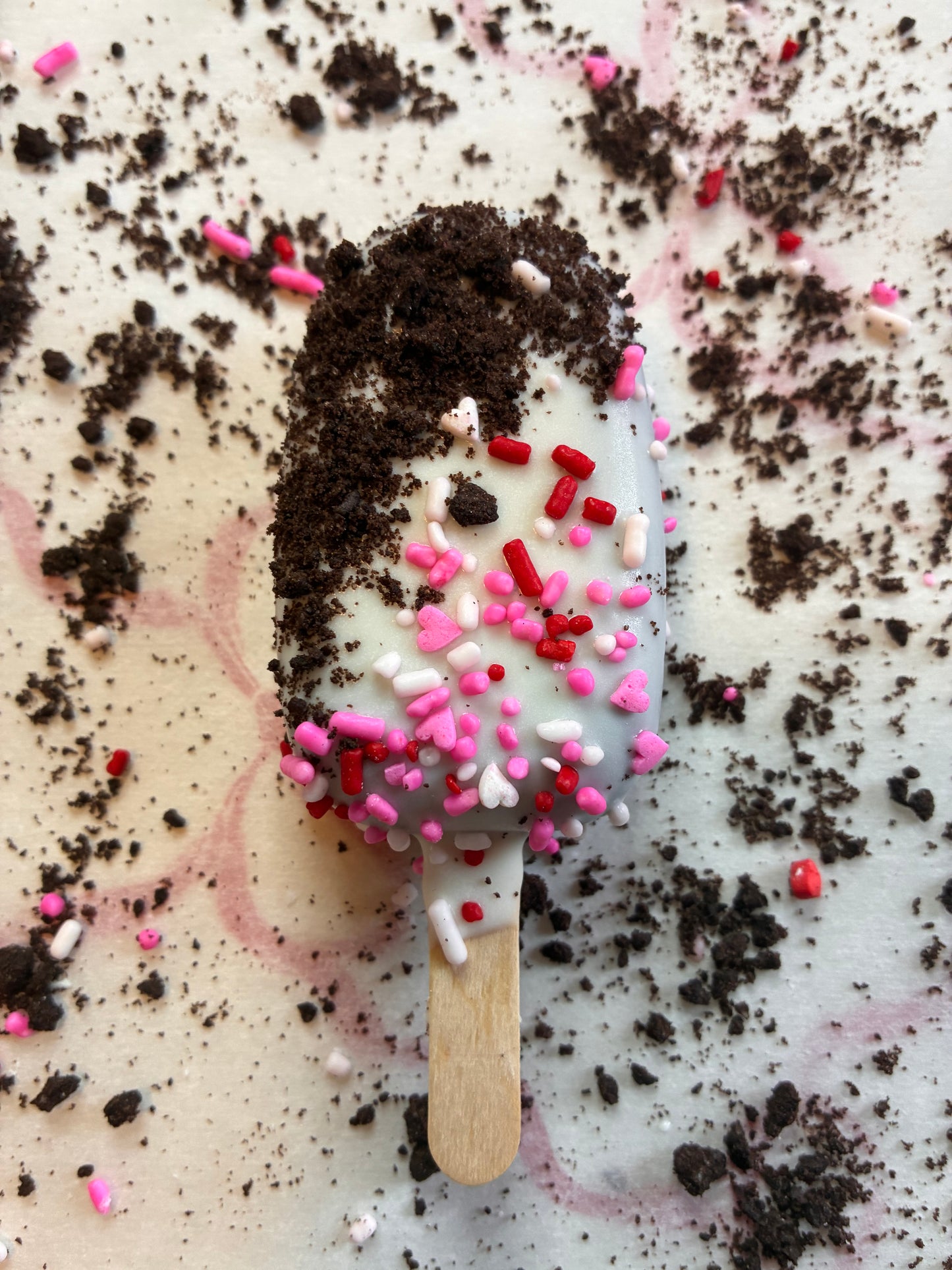 Cookies N’ Cupid Cakesicle