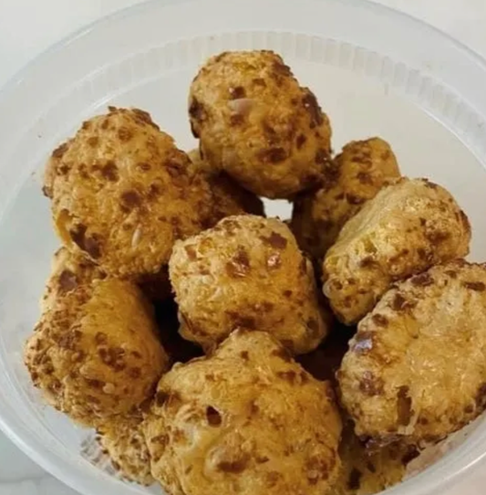 Freeze-Dried Caramel Snowdrops (Milk Duds)